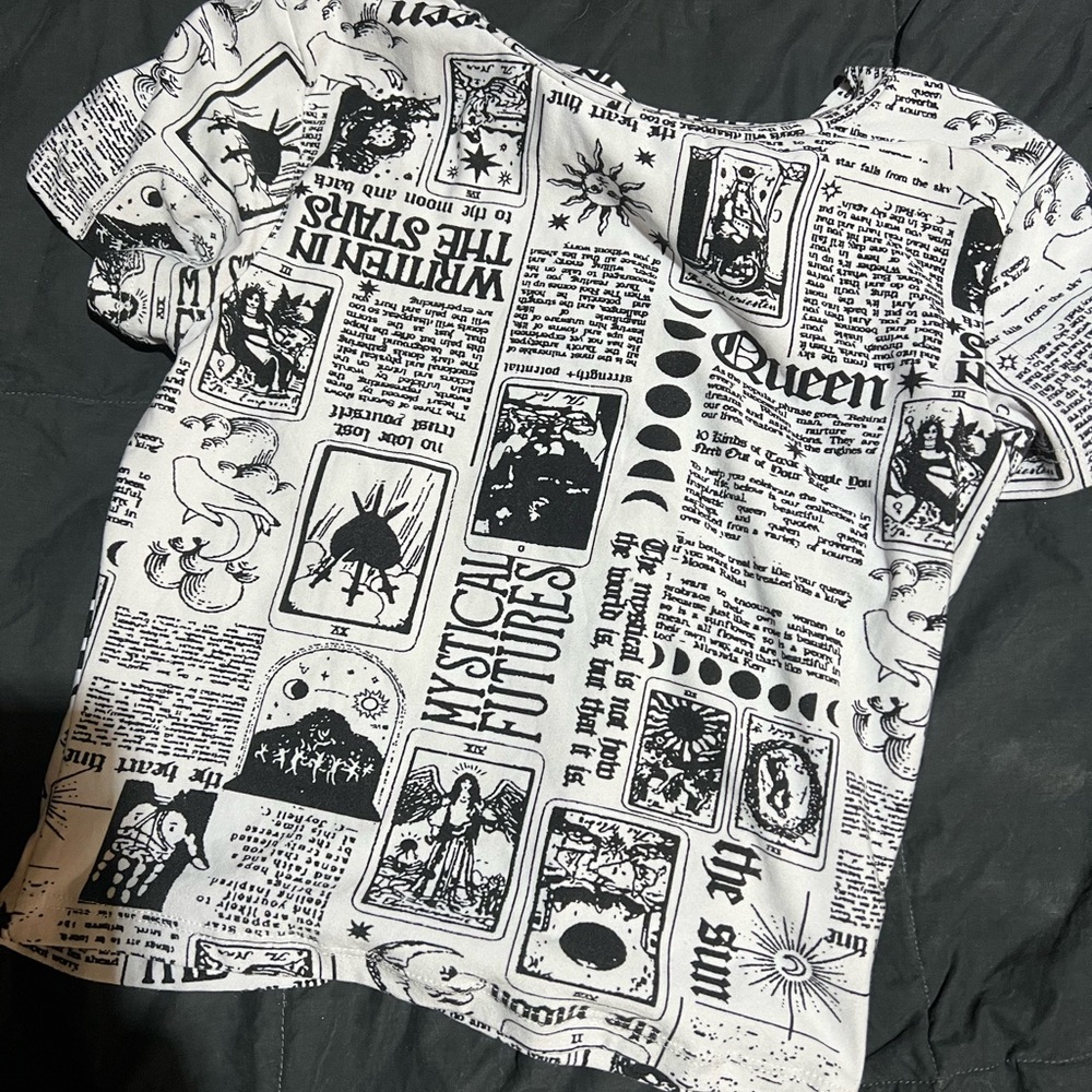 Streetwear Society Black and White Graphic Tee small